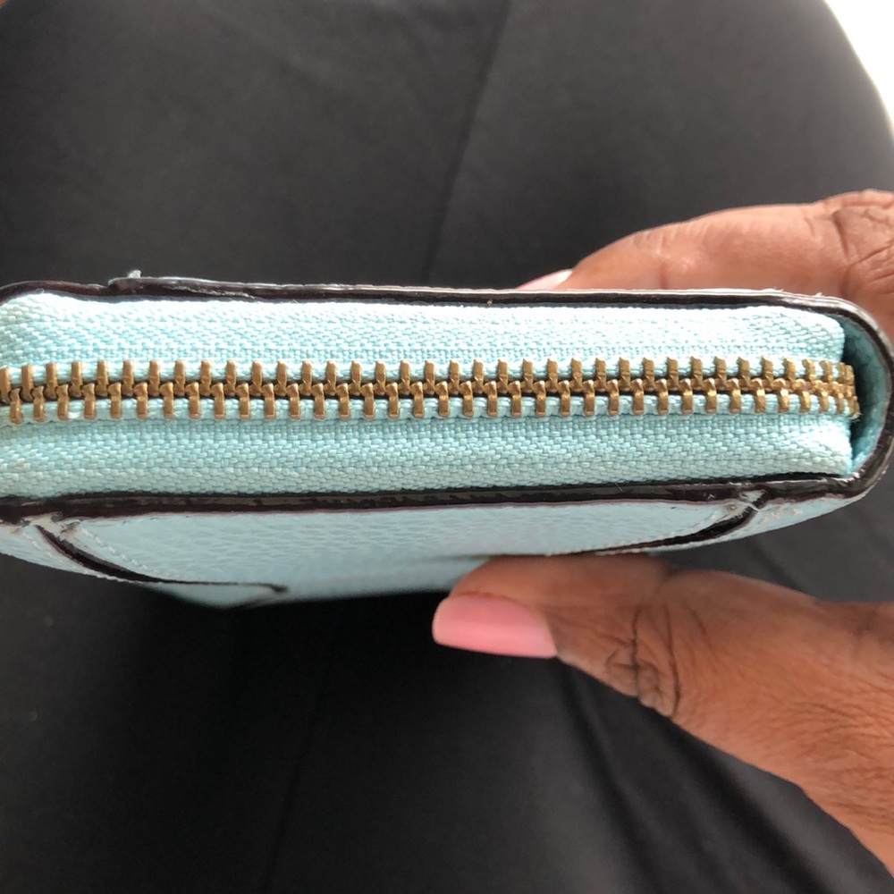 Kate Spade ♠️ Blue leather wallet - Picture 6 of 8